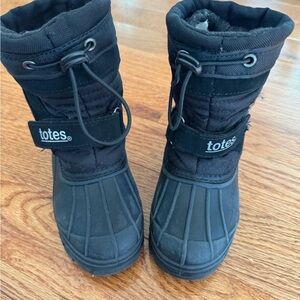 totes Kids Black Insulated Snow Boots with Hook-and-Loop Strap